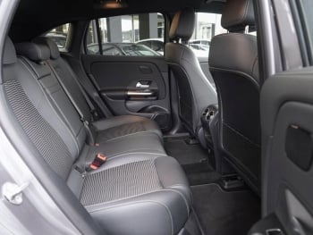 Mercedes-Benz EQA 250 Progressive MBUX Navi 360° AHK EasyPack