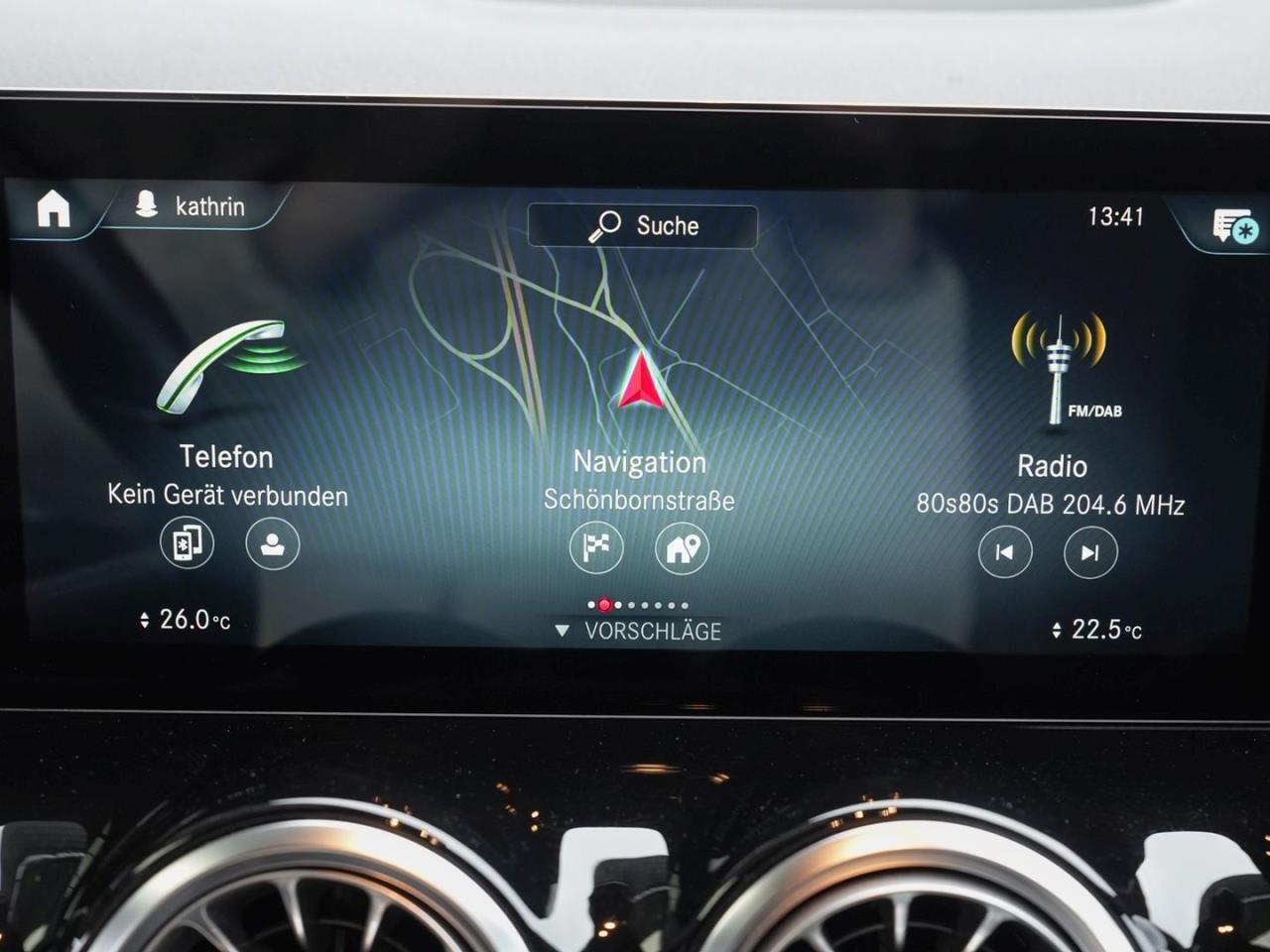 Mercedes-Benz EQA 250 Progressive MBUX Navi 360° AHK EasyPack