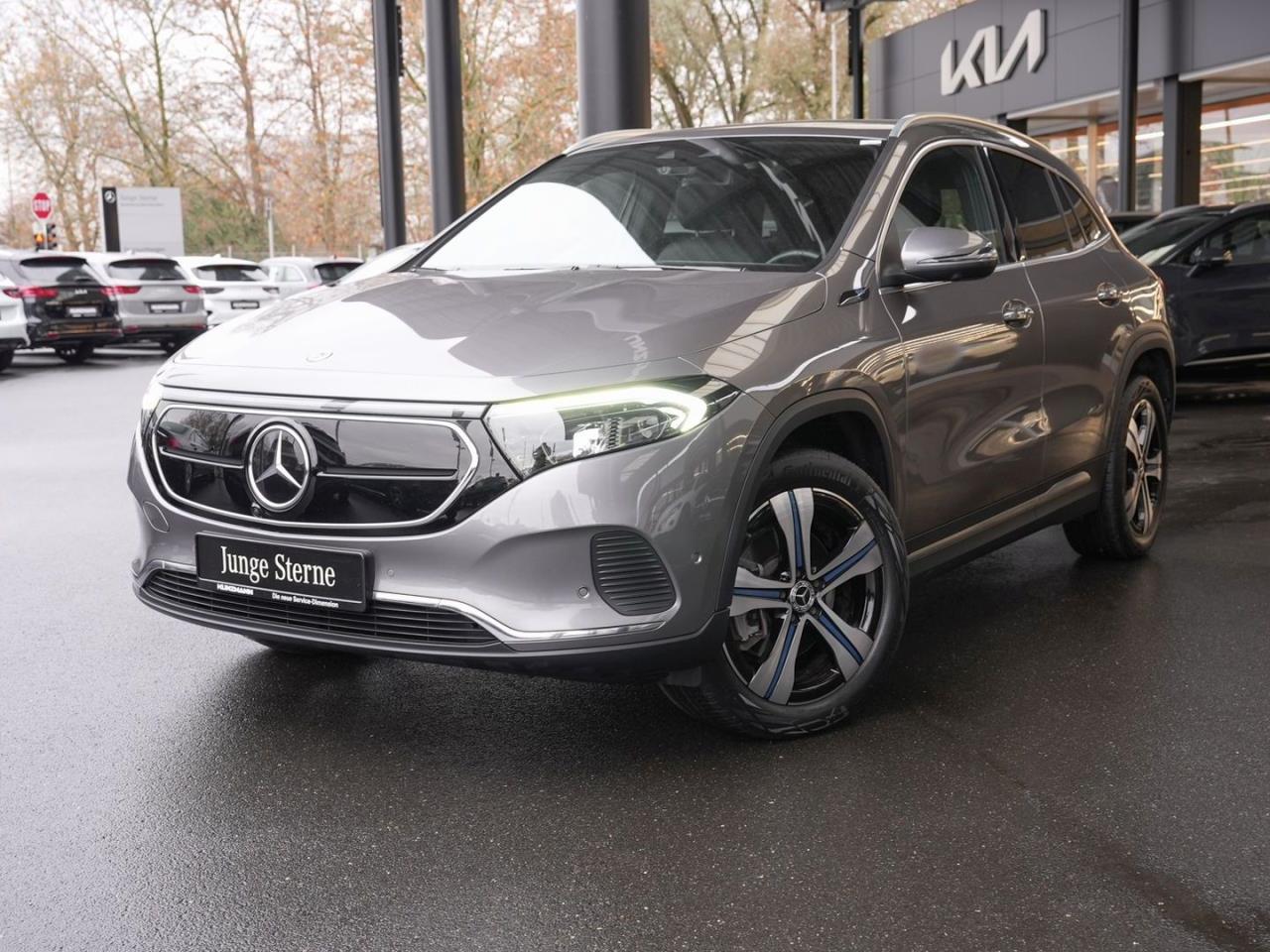 Mercedes-Benz EQA EQA 250 Geländewagen / SUV mountaingrau