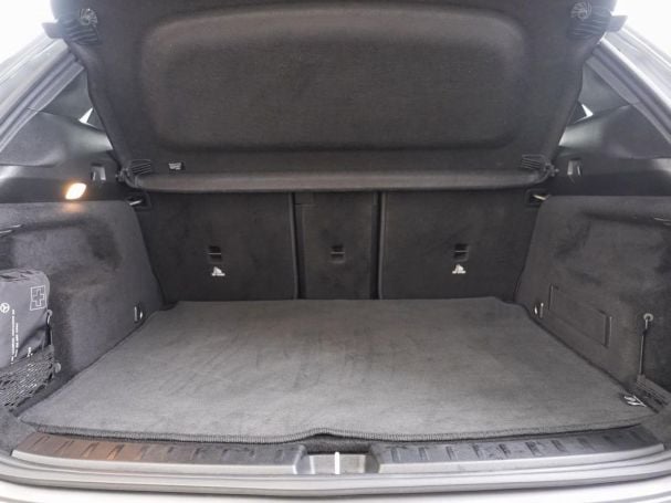 Mercedes-Benz EQA 250 Progressive MBUX Navi 360° AHK EasyPack