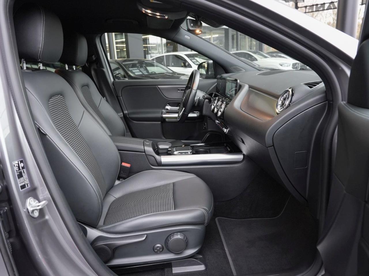 Mercedes-Benz EQA 250 Progressive MBUX Navi 360° AHK EasyPack