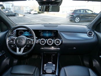 Mercedes-Benz EQA 250 Distronic MBUX-Navi Kamera AHK EasyPack