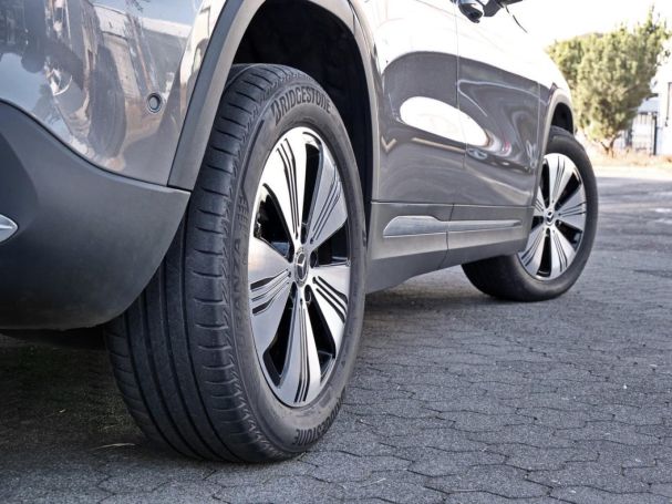 Mercedes-Benz EQA 250 Distronic MBUX-Navi Kamera AHK EasyPack