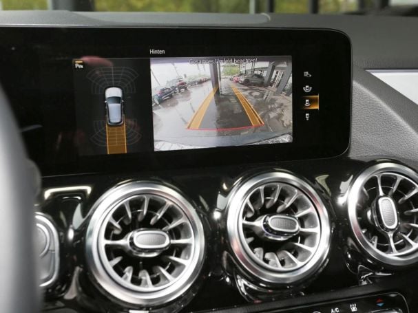 Mercedes-Benz EQA 250 Progressive Night Navi Distronic AHK Mercedes-Benz EQA 250 Progressive Night Navi Distronic AHK