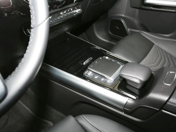 Mercedes-Benz EQA 250 Progressive Night Navi Distronic AHK Mercedes-Benz EQA 250 Progressive Night Navi Distronic AHK