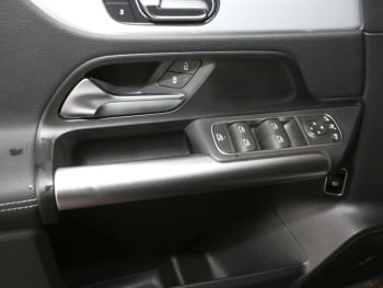 Mercedes-Benz EQA 250 Progressive Night Navi Distronic AHK