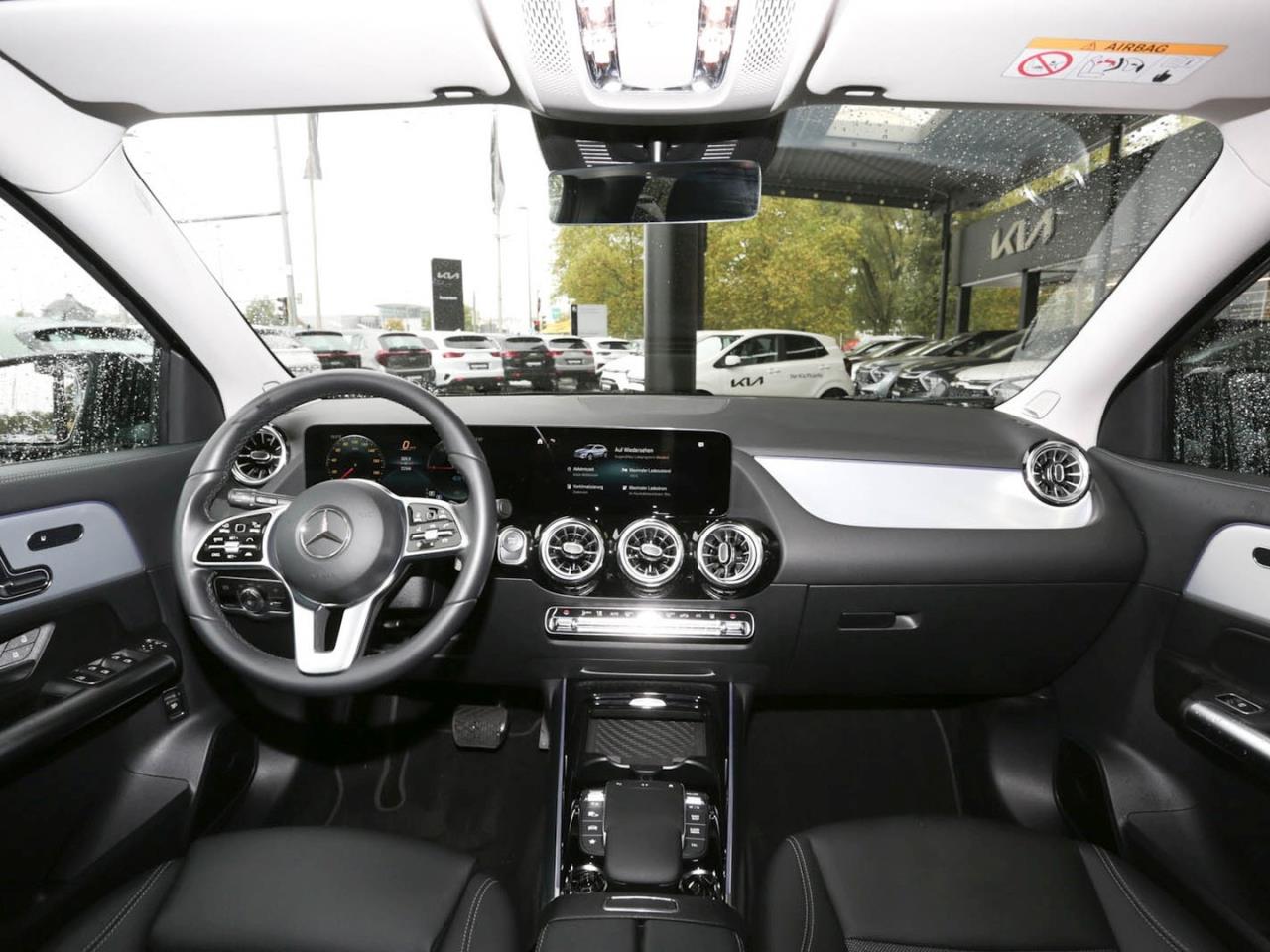 Mercedes-Benz EQA 250 Progressive Night Navi Distronic AHK Mercedes-Benz EQA 250 Progressive Night Navi Distronic AHK