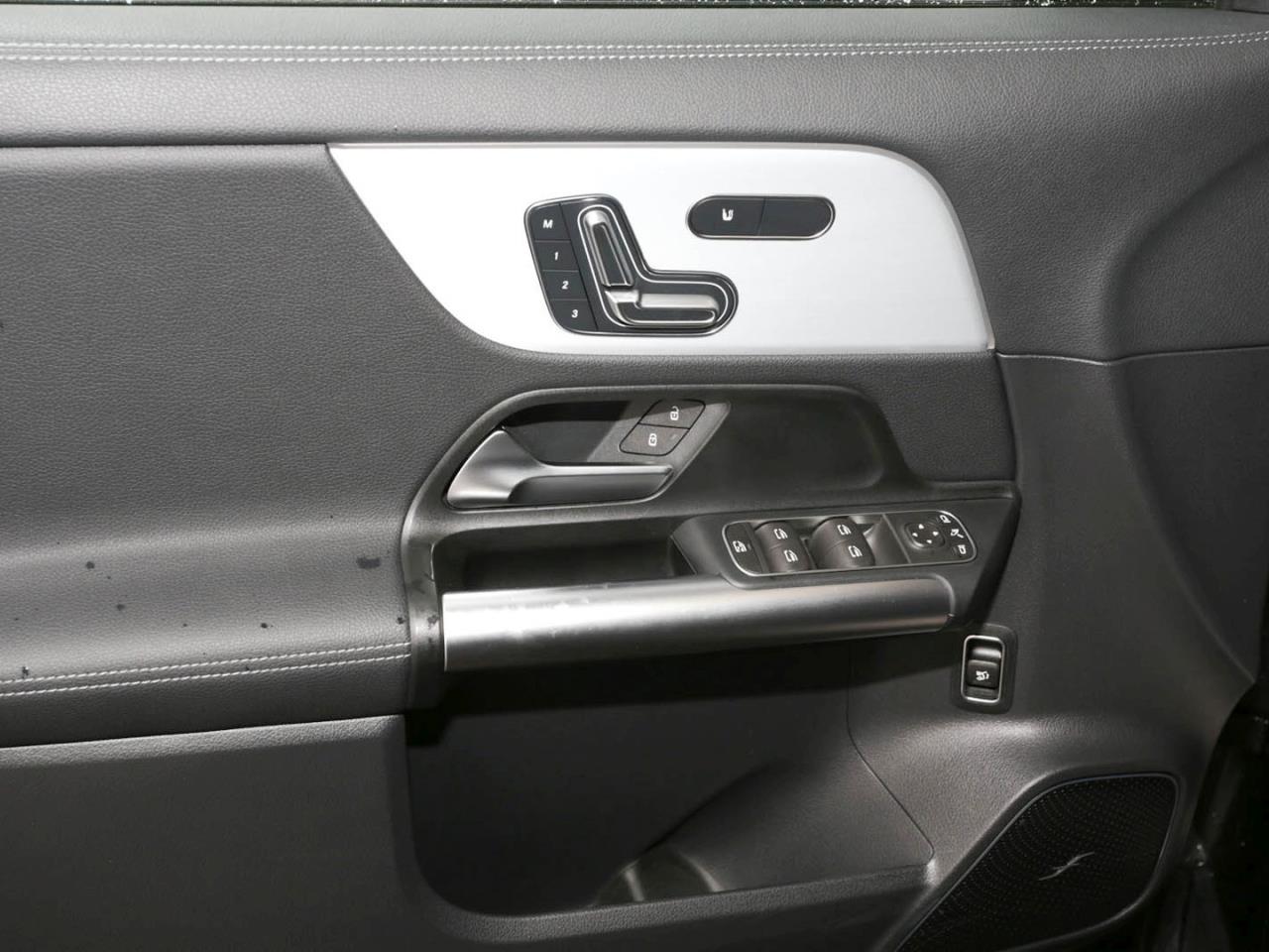 Mercedes-Benz EQA 250 Progressive Night Navi Distronic AHK Mercedes-Benz EQA 250 Progressive Night Navi Distronic AHK