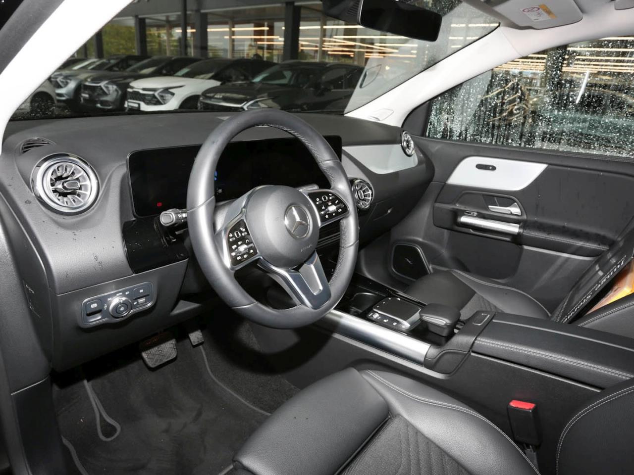 Mercedes-Benz EQA 250 Progressive Night Navi Distronic AHK Mercedes-Benz EQA 250 Progressive Night Navi Distronic AHK