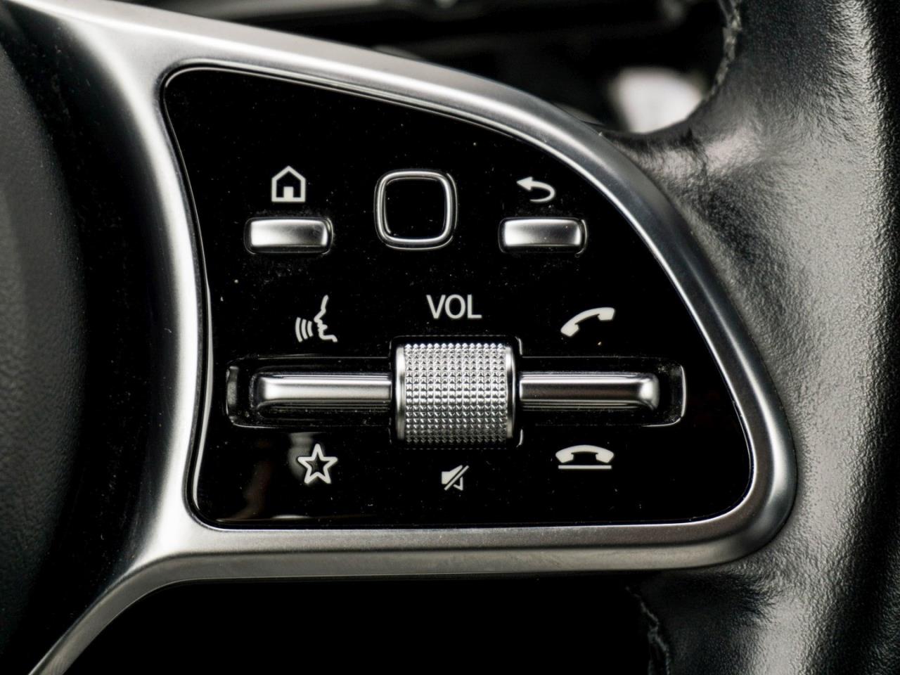 Mercedes-Benz EQA 250 Progressive MBUX Navi Kamera Totwinkel