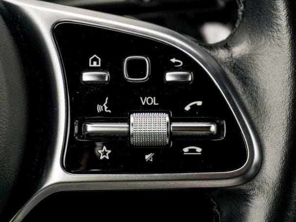 Mercedes-Benz EQA 250 Progressive MBUX Navi Kamera Totwinkel