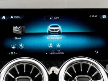 Mercedes-Benz EQA 250 Progressive MBUX Navi Kamera Totwinkel Mercedes-Benz EQA 250 Progressive MBUX Navi Kamera Totwinkel