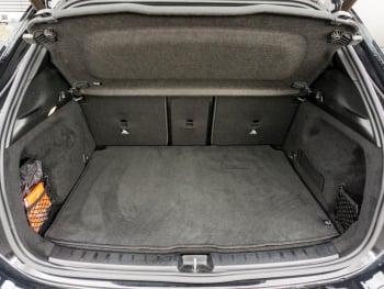 Mercedes-Benz EQA 250 Progressive MBUX Navi Kamera Totwinkel Mercedes-Benz EQA 250 Progressive MBUX Navi Kamera Totwinkel