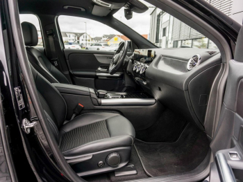 Mercedes-Benz EQA 250 Progressive MBUX Navi Kamera Totwinkel Mercedes-Benz EQA 250 Progressive MBUX Navi Kamera Totwinkel