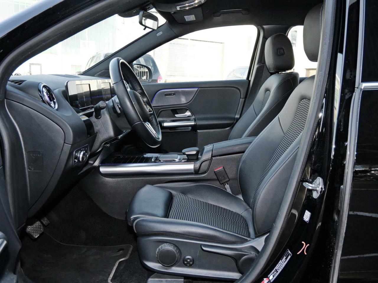 Mercedes-Benz EQA 250 Progressive MBUX Navi AHK Easy-Pack