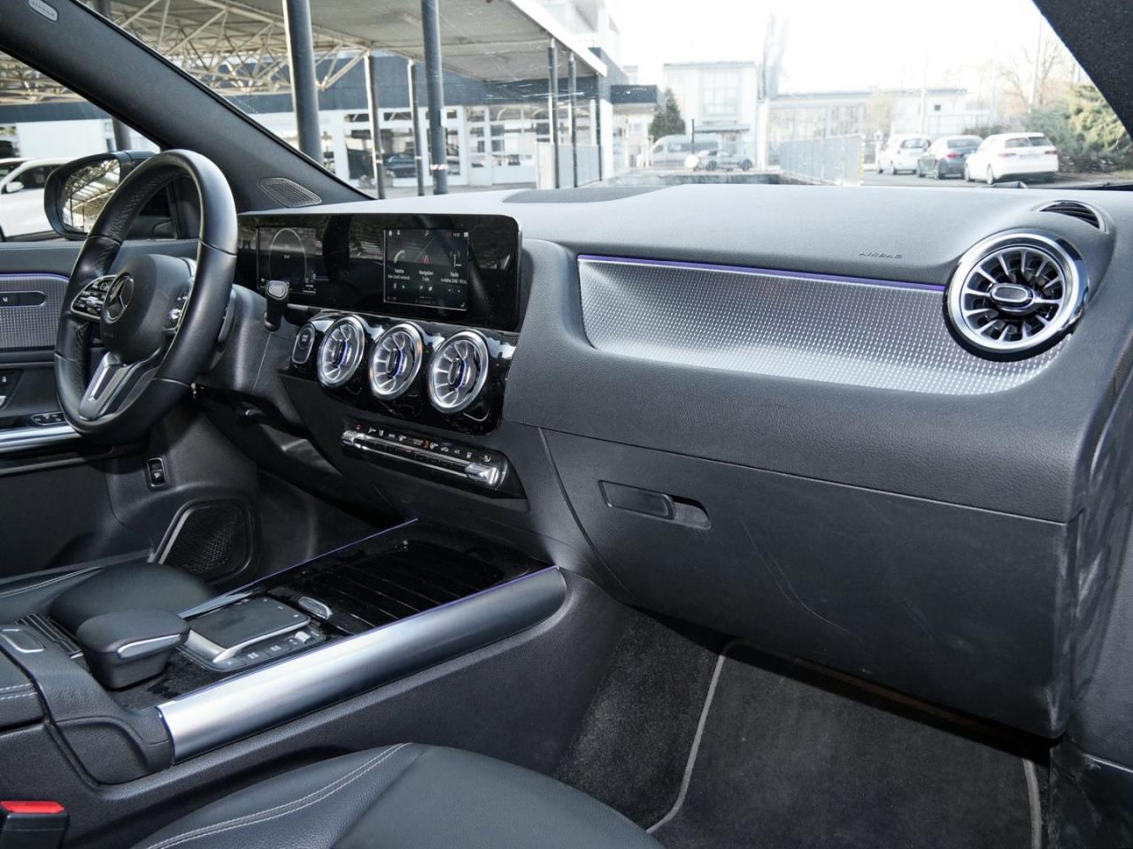 Mercedes-Benz EQA 250 Progressive MBUX Navi AHK Easy-Pack