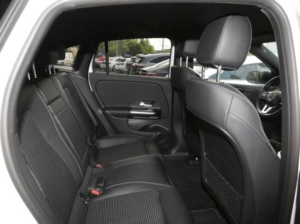 Mercedes-Benz EQA 250 Progressive Night MBUXNavi Kamera Easy-P Mercedes-Benz EQA 250 Progressive Night MBUXNavi Kamera Easy-P