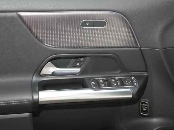 Mercedes-Benz EQA 250 Progressive Night MBUXNavi Kamera Easy-P Mercedes-Benz EQA 250 Progressive Night MBUXNavi Kamera Easy-P