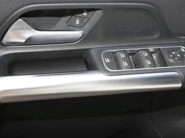 Mercedes-Benz EQA 250 Progressive Night MBUXNavi Kamera Easy-P Mercedes-Benz EQA 250 Progressive Night MBUXNavi Kamera Easy-P