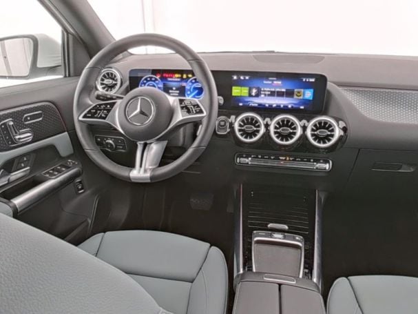 Mercedes-Benz EQA 250+ Progressive MBUXNavi-Prem. Easy-P 360° Mercedes-Benz EQA 250+ Progressive MBUXNavi-Prem. Easy-P 360°