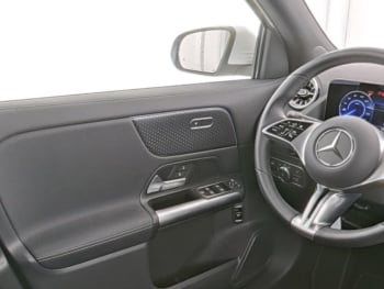 Mercedes-Benz EQA 250+ Progressive MBUX Navi Panorama Kamera