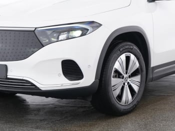 Mercedes-Benz EQA 250+ Progressive MBUX Navi Panorama Kamera