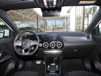 Mercedes-Benz EQA 250 AMG Panorama Distronic AHK 360°Kamera