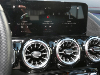 Mercedes-Benz EQA 250 AMG Panorama Distronic AHK 360°Kamera