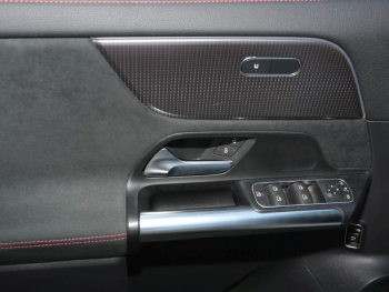 Mercedes-Benz EQA 250 AMG Panorama Distronic AHK 360°Kamera