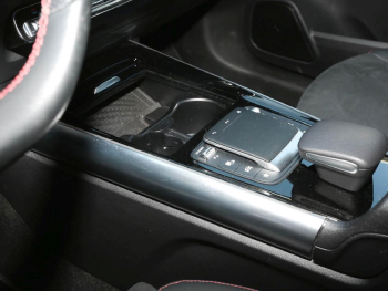 Mercedes-Benz EQA 250 AMG Panorama Distronic AHK 360°Kamera