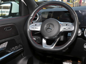 Mercedes-Benz EQA 250 AMG Panorama Distronic AHK 360°Kamera