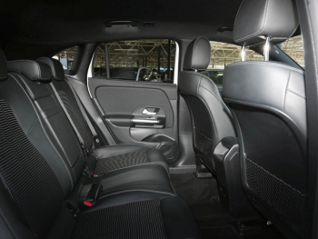 Mercedes-Benz EQA 250 Progressive Night Kamera EasyPack AHK