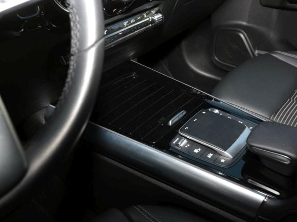 Mercedes-Benz EQA 250 Progressive Night Kamera EasyPack AHK