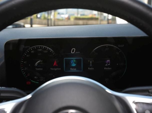 Mercedes-Benz EQA 250 Progressive Night Kamera EasyPack AHK