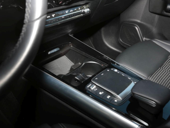 Mercedes-Benz EQA 250 Progressive Night Kamera EasyPack AHK