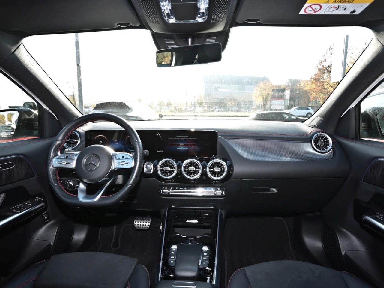 Mercedes-Benz EQA 250 AMG Night Navi Distronic AHK Kamera