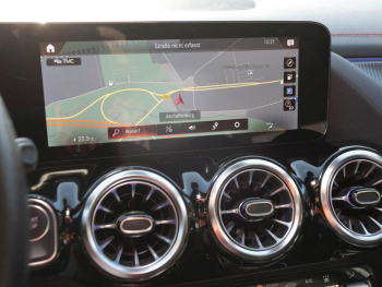 Mercedes-Benz EQA 250 AMG Night Navi Distronic AHK Kamera