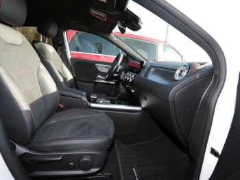 Mercedes-Benz EQA 250 AMG Night Navi Distronic AHK Kamera