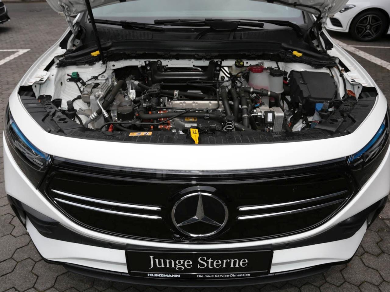 Mercedes-Benz EQA 250 AMG Night Navi Kamera Spiegel-P Easy-Pack