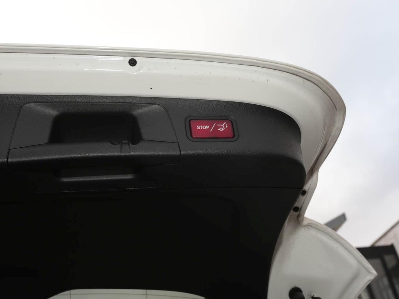 Mercedes-Benz EQA 250 AMG Night Navi Kamera Spiegel-P Easy-Pack