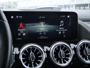 Mercedes-Benz EQA 250 Progressive Night Kamera AHK Totwinkel