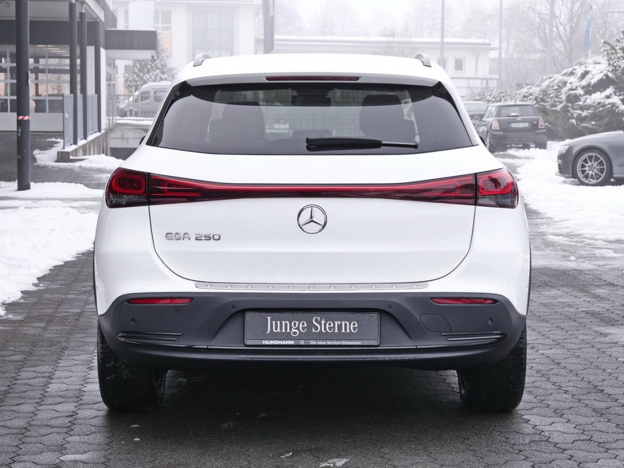 Mercedes-Benz EQA 250 Progressive Night Kamera AHK Totwinkel