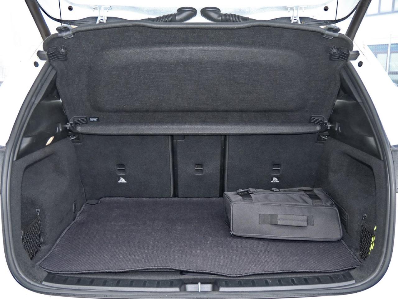 Mercedes-Benz EQA 250 Progressive Night Kamera AHK Totwinkel