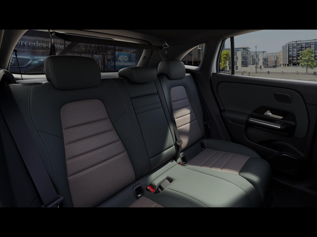 Mercedes-Benz EQA 250+ Distronic Kamera EasyPack Navi AHK HUD