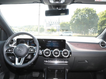 Mercedes-Benz EQA 250 Progressive Night Navi Panorama Kamera