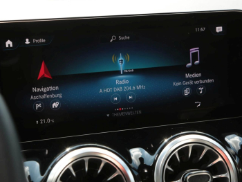 Mercedes-Benz EQA 250 Progressive Night Navi Panorama Kamera