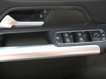 Mercedes-Benz EQA 250 Progressive Night Navi Panorama Kamera
