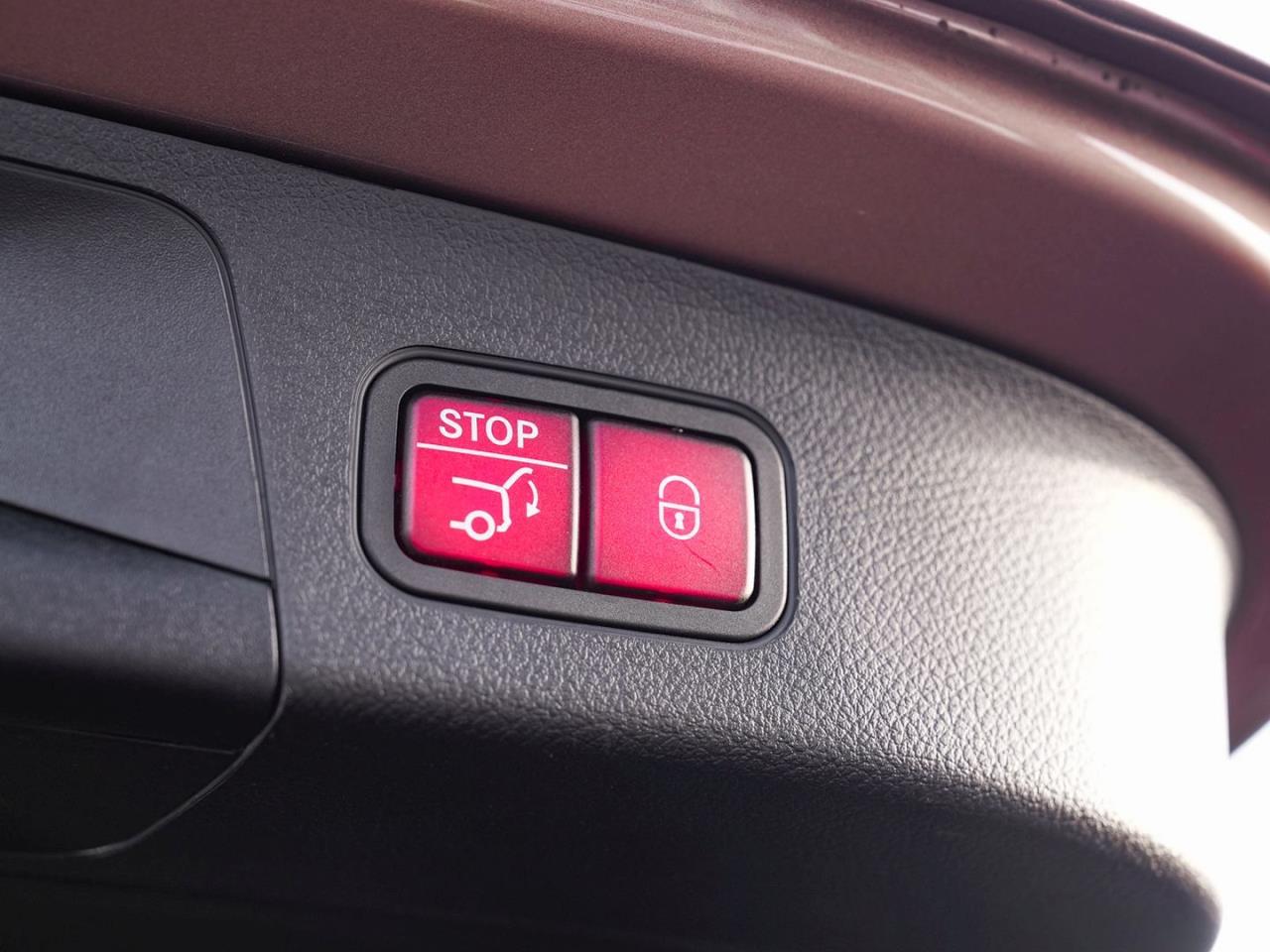 Mercedes-Benz EQA 250 AMG Night Navi Panorama Memory Distronic