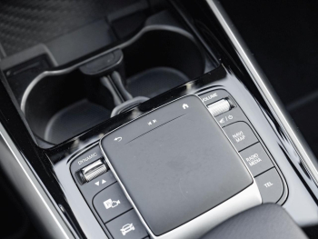 Mercedes-Benz EQA 250 AMG Night Navi Panorama Memory Distronic