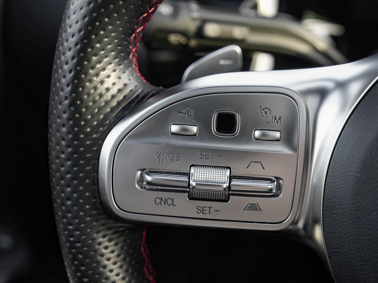 Mercedes-Benz EQA 250 AMG Night Navi Panorama Memory Distronic